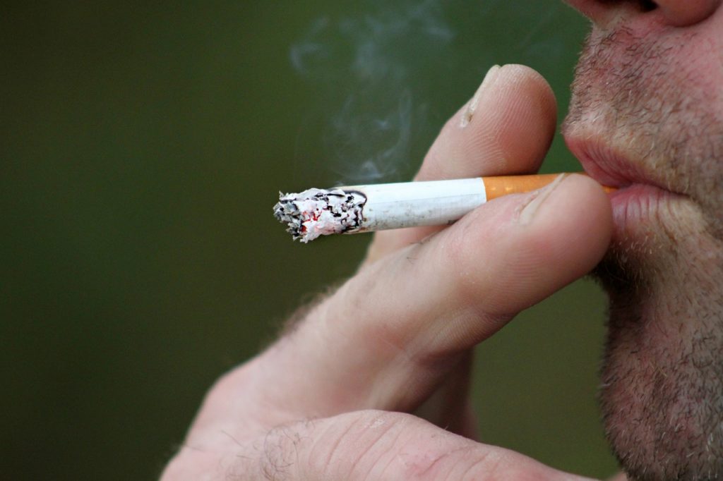 Age to purchase tobacco products rises from 18 to 21 nationwide