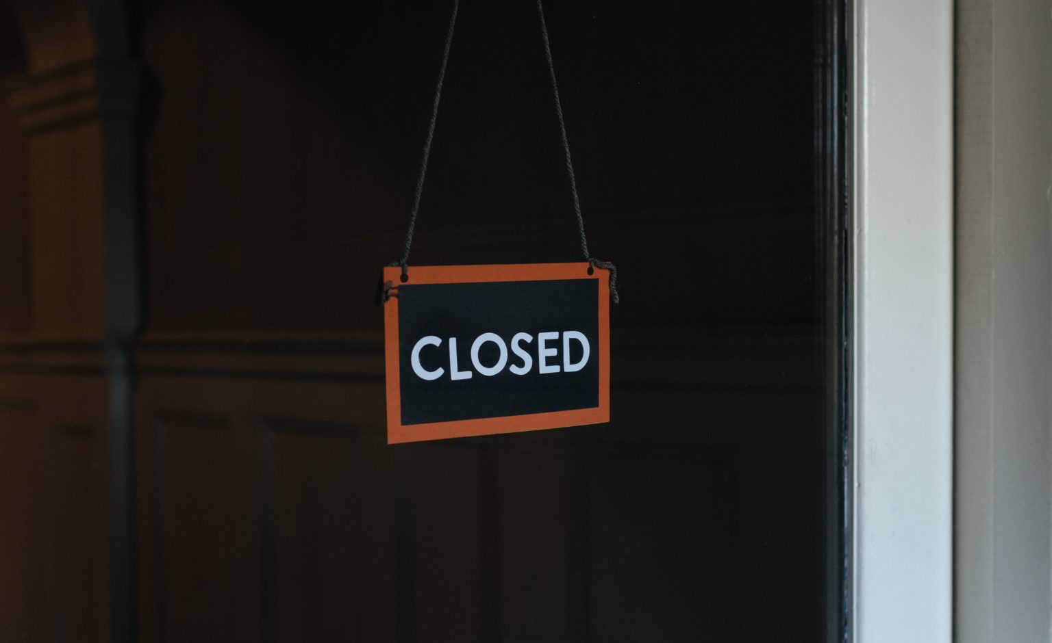 Mainers react to Gov. Mills’ mandated business curfew