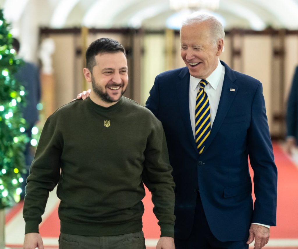 Biden Meets with Ukraine’s Zelenskiy as Congress Preps $37Bn Aid Package