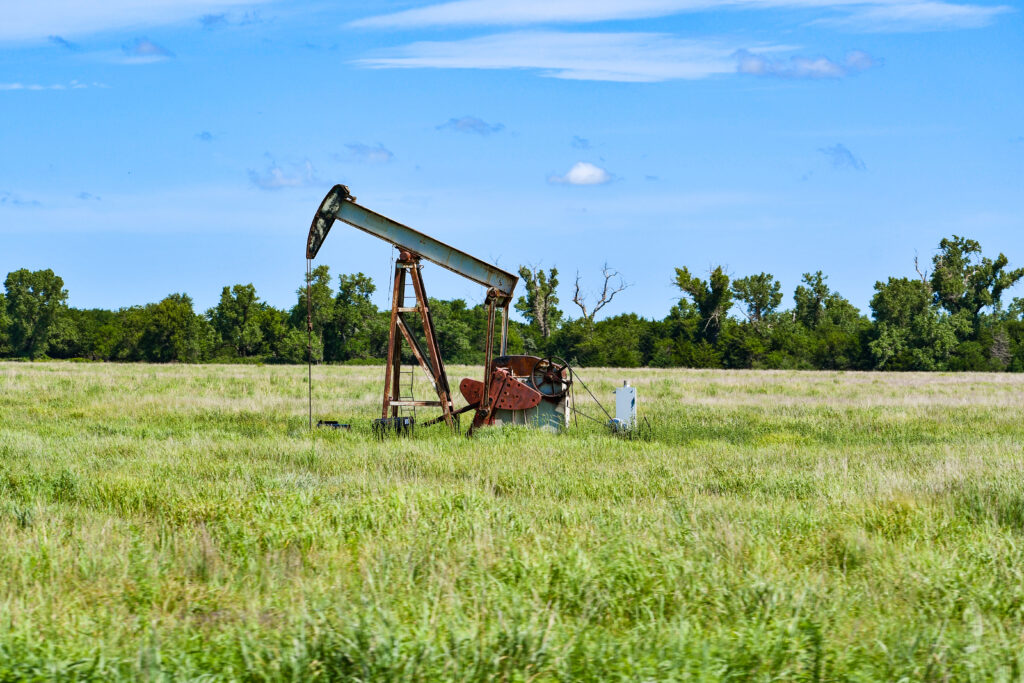 Mills to Pay Consultants to Study “Deep Decarbonization” of Maine