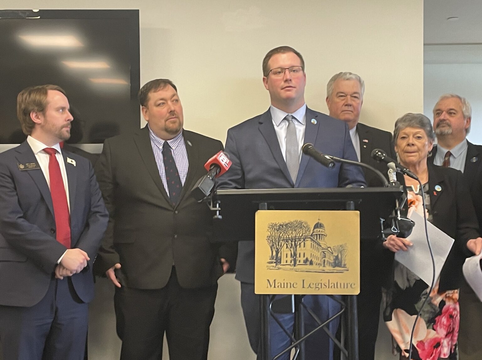 Republicans Want to Defend Maine Sovereignty Over Lobstering Waters, Punish Lobster Boycotters