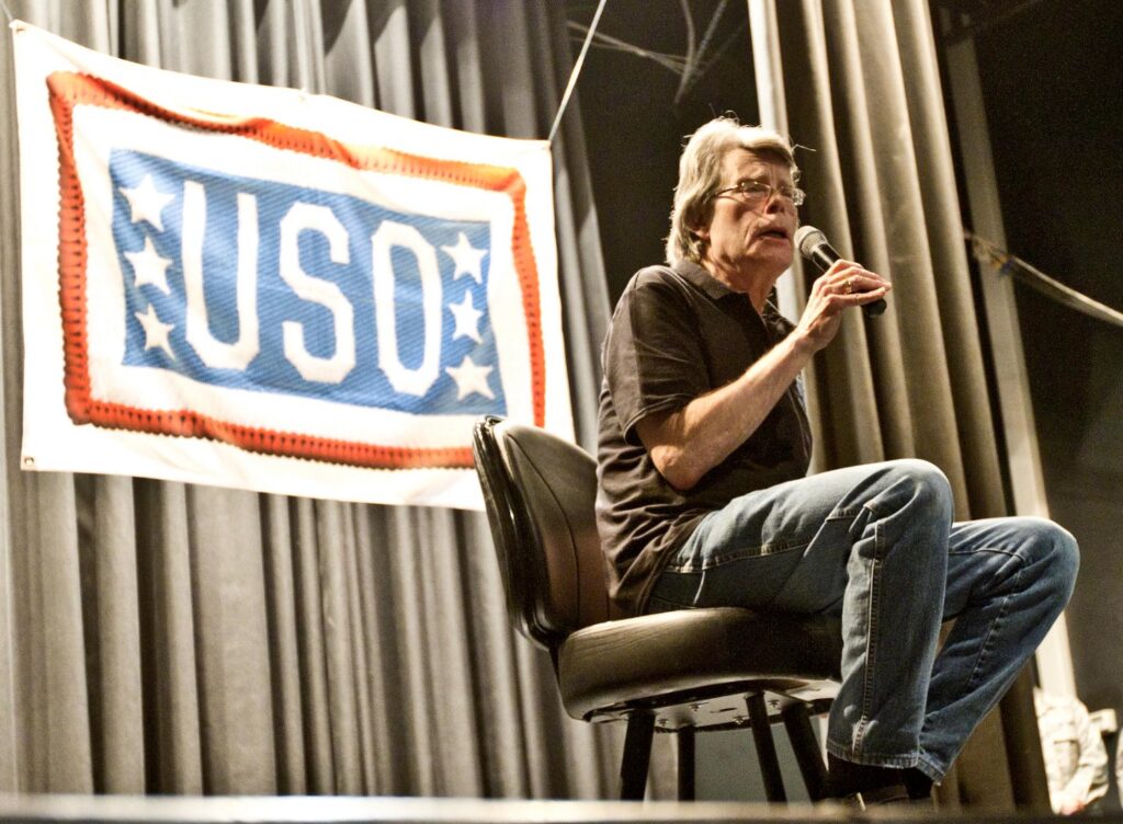 Is Stephen King Paying Elon Musk for a Twitter Blue Check?