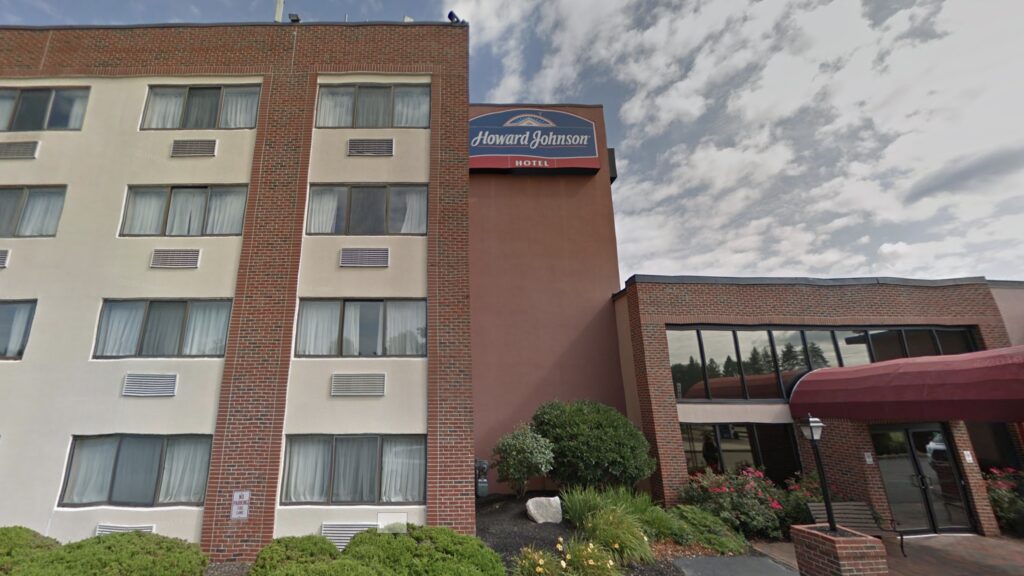 South Portland Approves State-Funded Agreement to Keep Housing Migrants at Howard Johnson for 12 More Months