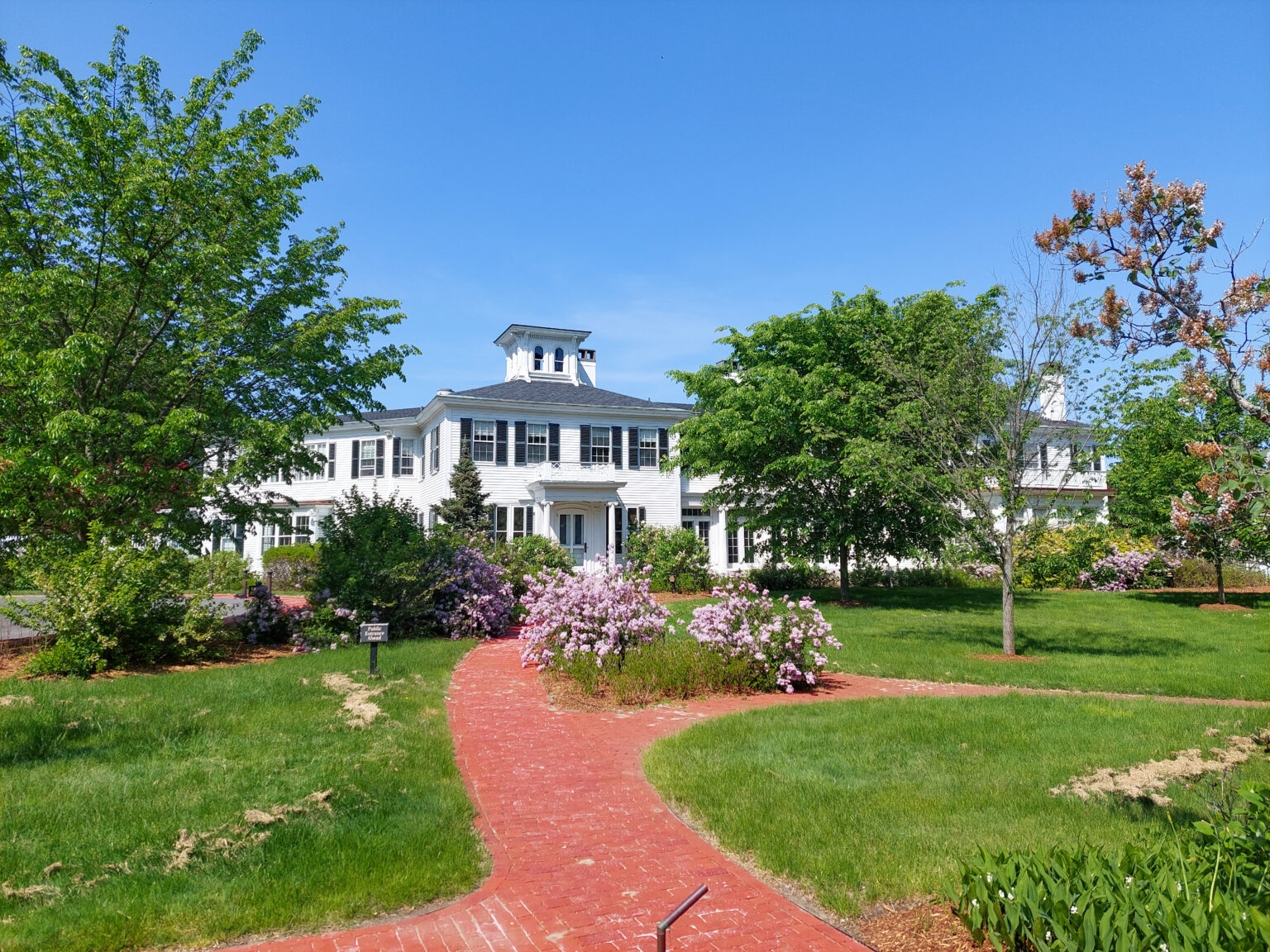 Substantial Raise for Maine Governor and Legislators One Step Closer to Being Finalized