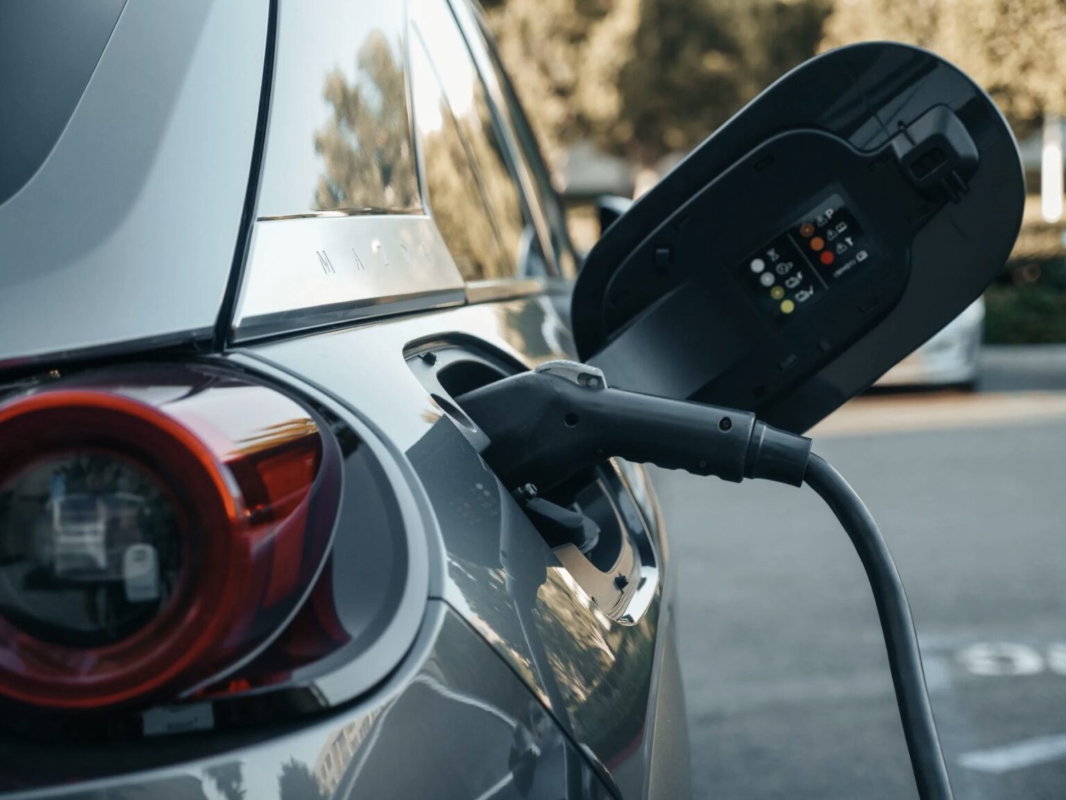 House Passes Bill Prohibiting States From Banning, Limiting Sale of Gas Powered Vehicles
