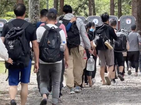 Chinese Foreign Nationals Entering U.S. Illegally at Record Levels