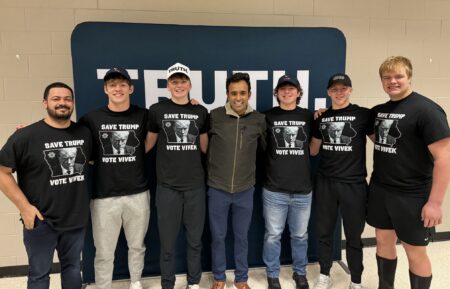 “Not MAGA”: Donald Trump Bashes Vivek Ramaswamy Ahead of Iowa Caucus for “deceitful campaign tricks”