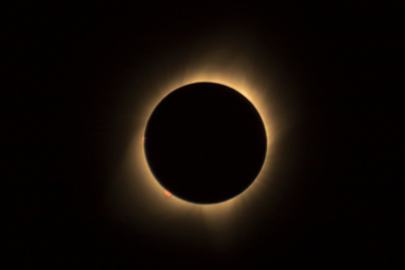 Houlton Border Patrol Chief Warns Tourists Against Illegally Crossing Border to See Solar Eclipse in Maine