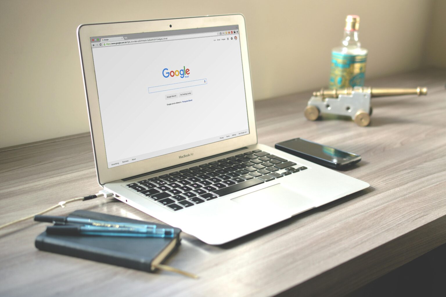 Google’s Exclusive Contracts to Serve as Default Search Engine on Devices and Web Browsers Ruled Anti-Competitive by Federal Judge