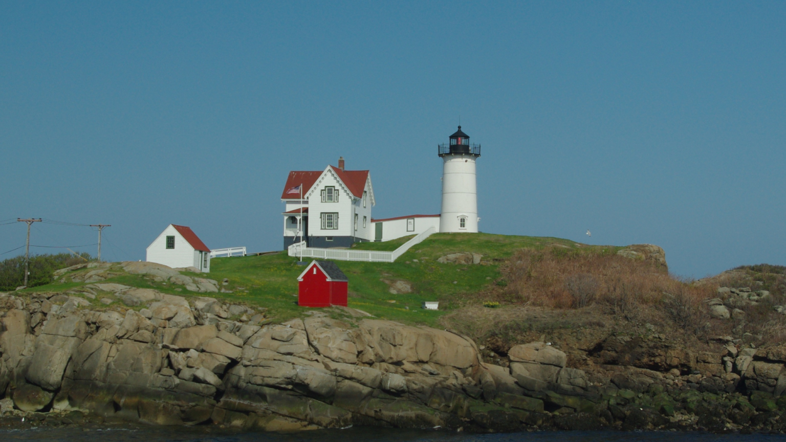Angus King Introduces Bipartisan Legislation to Help Rural Homeowners Build Rental Units on Their Property