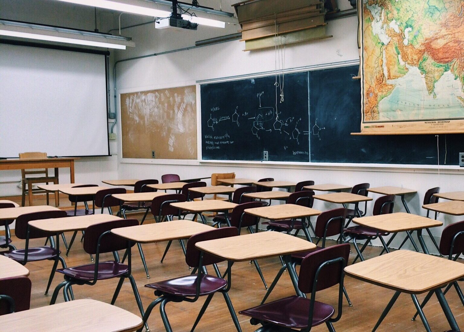Two Bills Would Strengthen School Choice for Maine Students through Superintendent Agreements