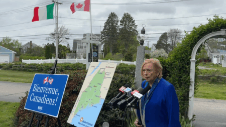 Mills Virtue-Signals Against Trump Tariffs with New Welcome Signs for Canadians