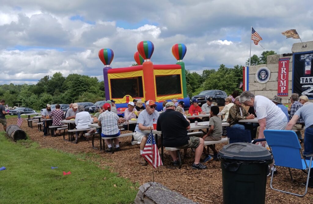 Waldoboro Republicans to Hold Great American Picnic at Trump Wall on Saturday