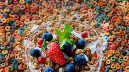 Kellogg’s Signs Nation’s First Legally Binding Agreement to Remove Toxic Dyes from Its Food