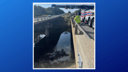 Maine State Trooper Dives Into Water after Vehicle Sank in the River