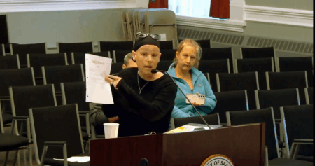 Saco Ed-Tech Resigns After School Tried to Force Her to Make Disabled Students Refer to a Female Ed-Tech as a Man