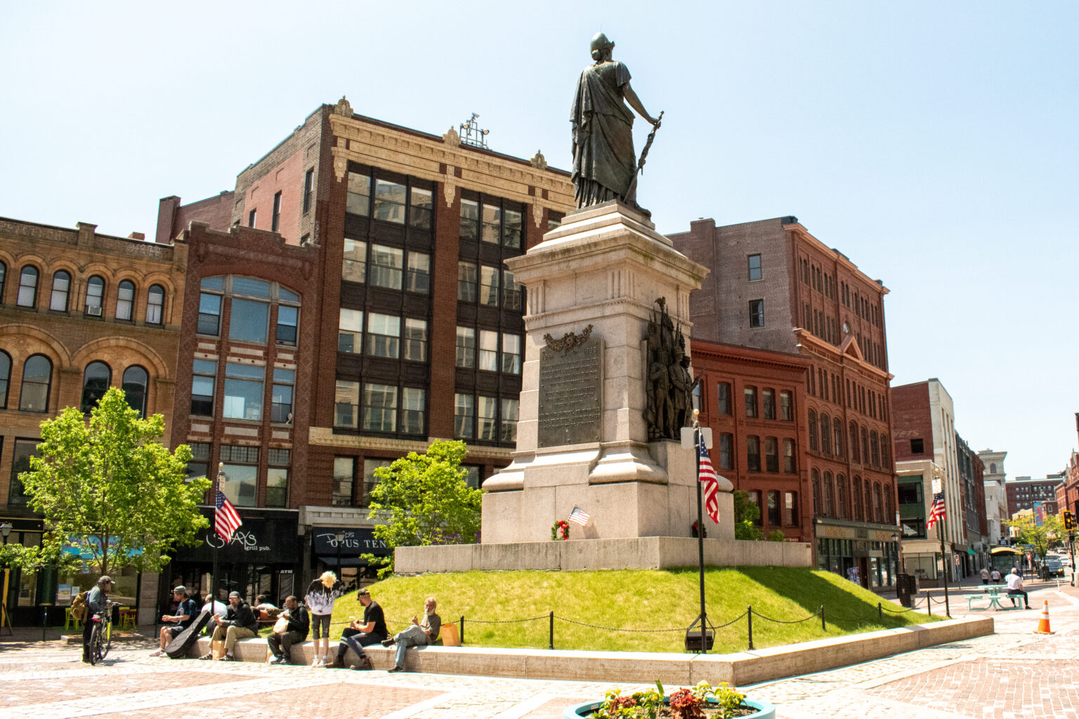 Portland Orders Vacant Storefront Owners to Register Empty Spaces