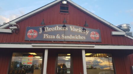 Maine Gas Station Cited By Famous Food Website As Having ‘Best Pizza In America’